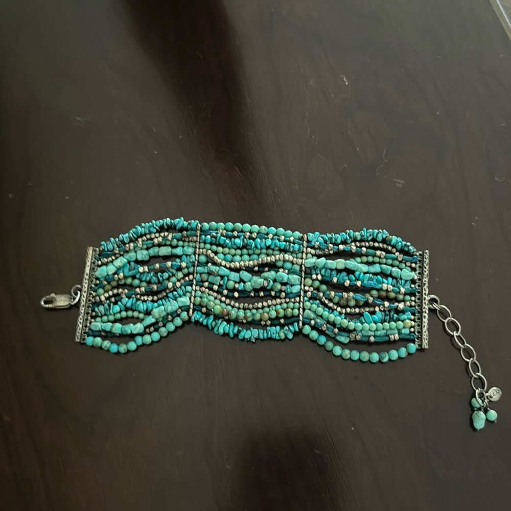 Turquoise beaded bracelet